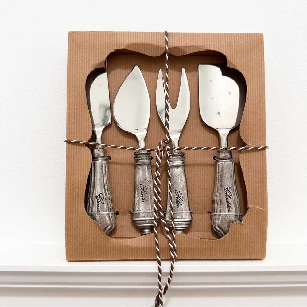 Vintage-Antique Style Silver Cheese Knife Set 4-Piece Cheddar Bleu Swiss Gouda